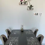 Apartamento Unforgettable Experience In A Modern Apartment!