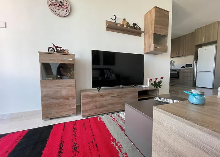 Unforgettable Experience In A Modern Apartment! Larnaca